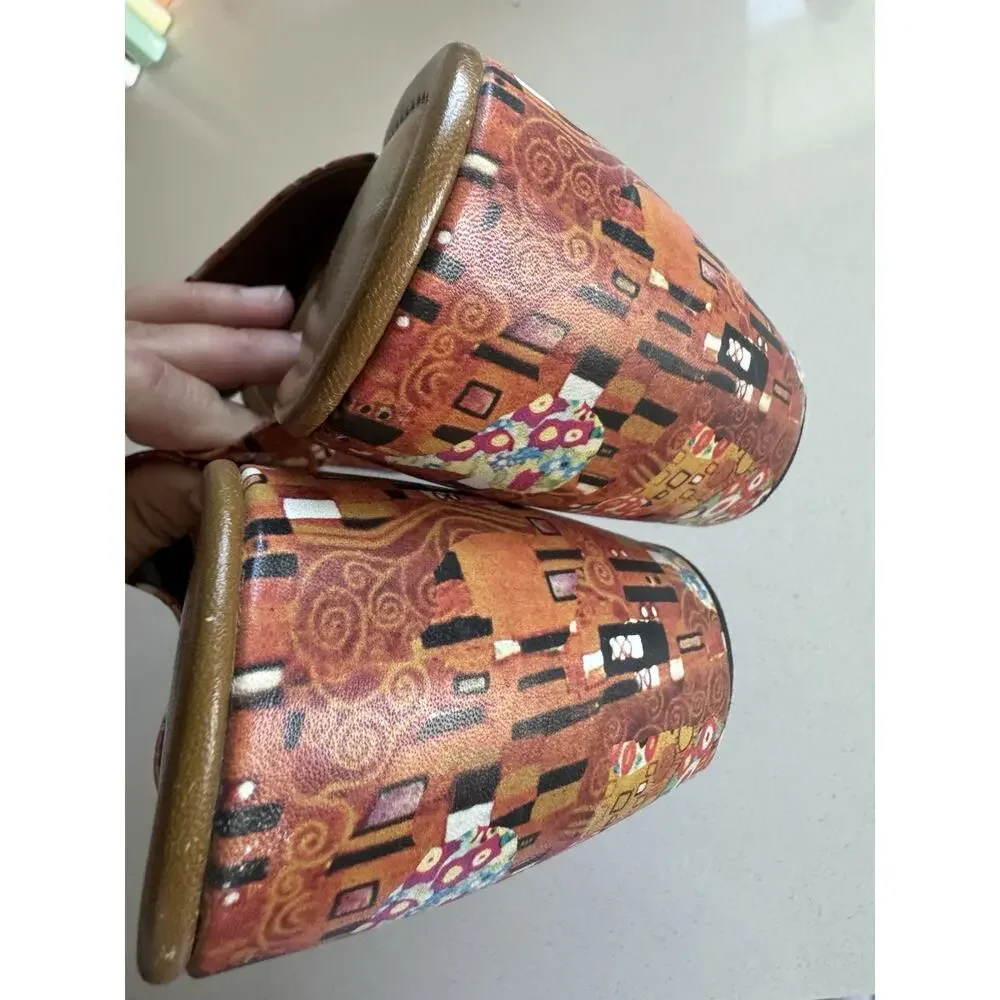 Vintage Icon Gustav Klimt The Kiss Wearable Art Platform Wedge Sandals 8.5 Italy